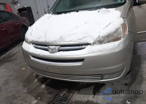 2005 Toyota Sienna Xle/Xle Limited from USA, damaged, VIN 5TDBA22C35S045155